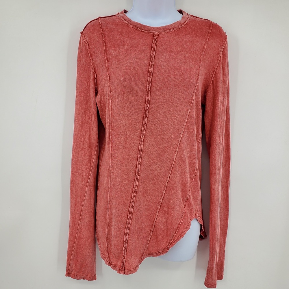 We The Free Womens Red Acid Wash Panelled Long Sleeve Asymmetrical Top M Grunge